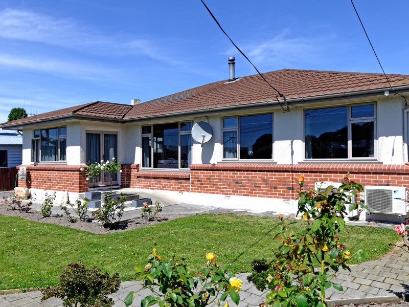 7 Frome Street, Oamaru North, Oamaru - Carousel 1