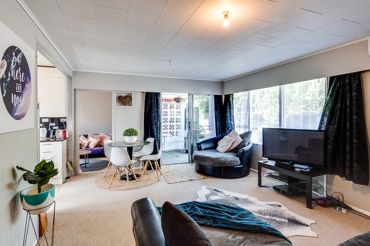 3/93 BLEDISLOE RD, MARAENUI, NAPIER - Carousel 2