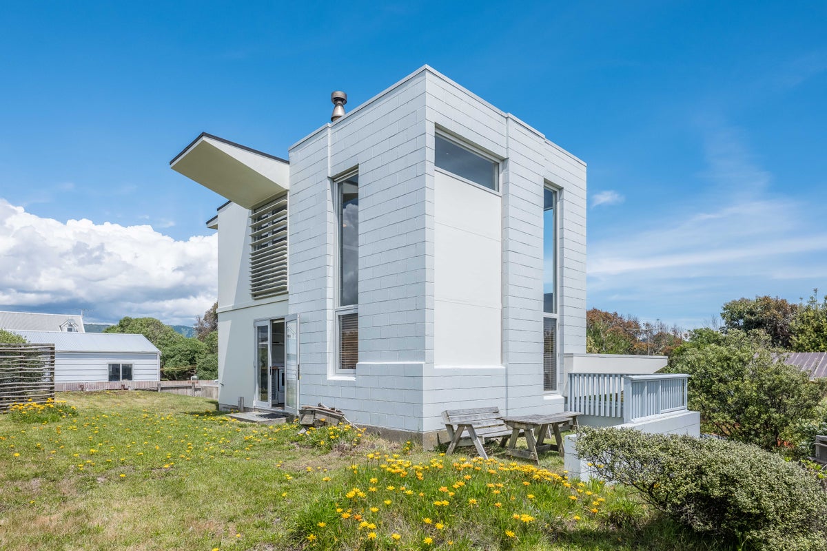 44 Rodney Avenue, Te Horo Beach - Carousel 1