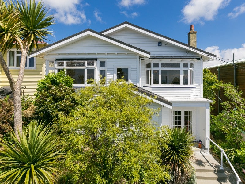 48 Ponsonby Road, Karori, Wellington - Carousel 1