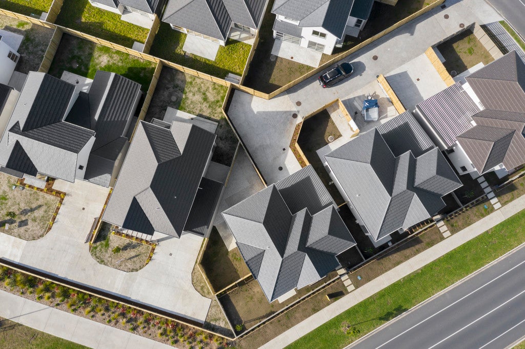 52 Kauri Heart Avenue, Takanini, Auckland - Carousel 2