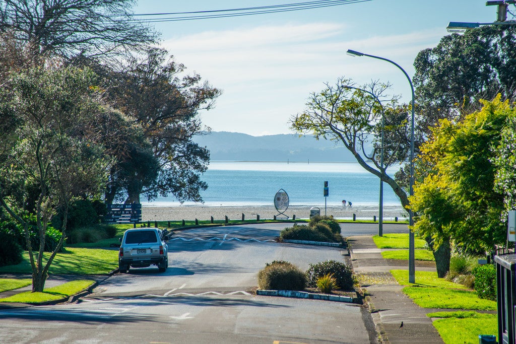 7A Pah Road, Cockle Bay, Auckland - Carousel 2