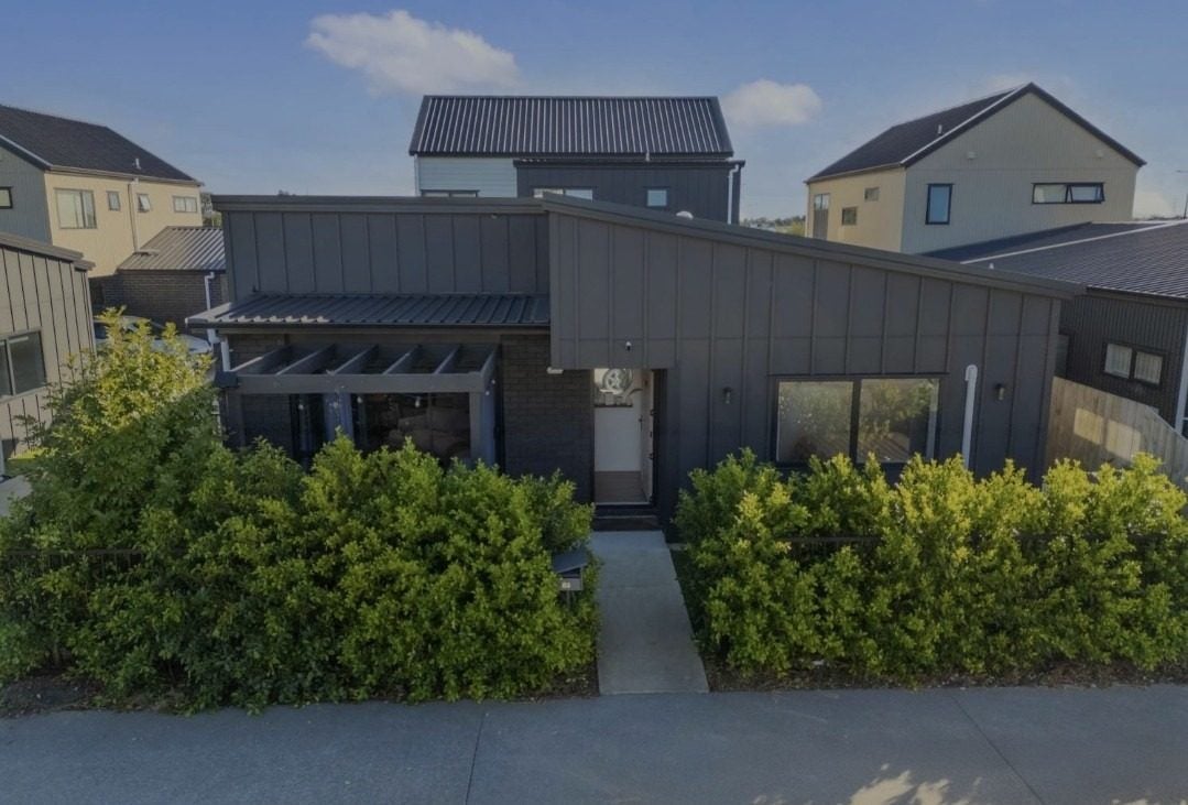 63 Black Beech Crescent, Takanini, Auckland - Carousel 2