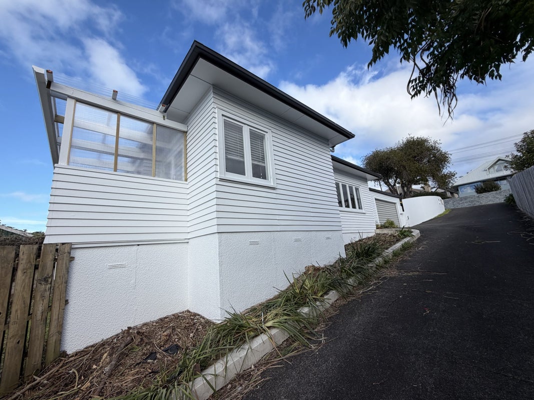 1/39 Rangitoto Terrace, Milford, Auckland - Carousel 24