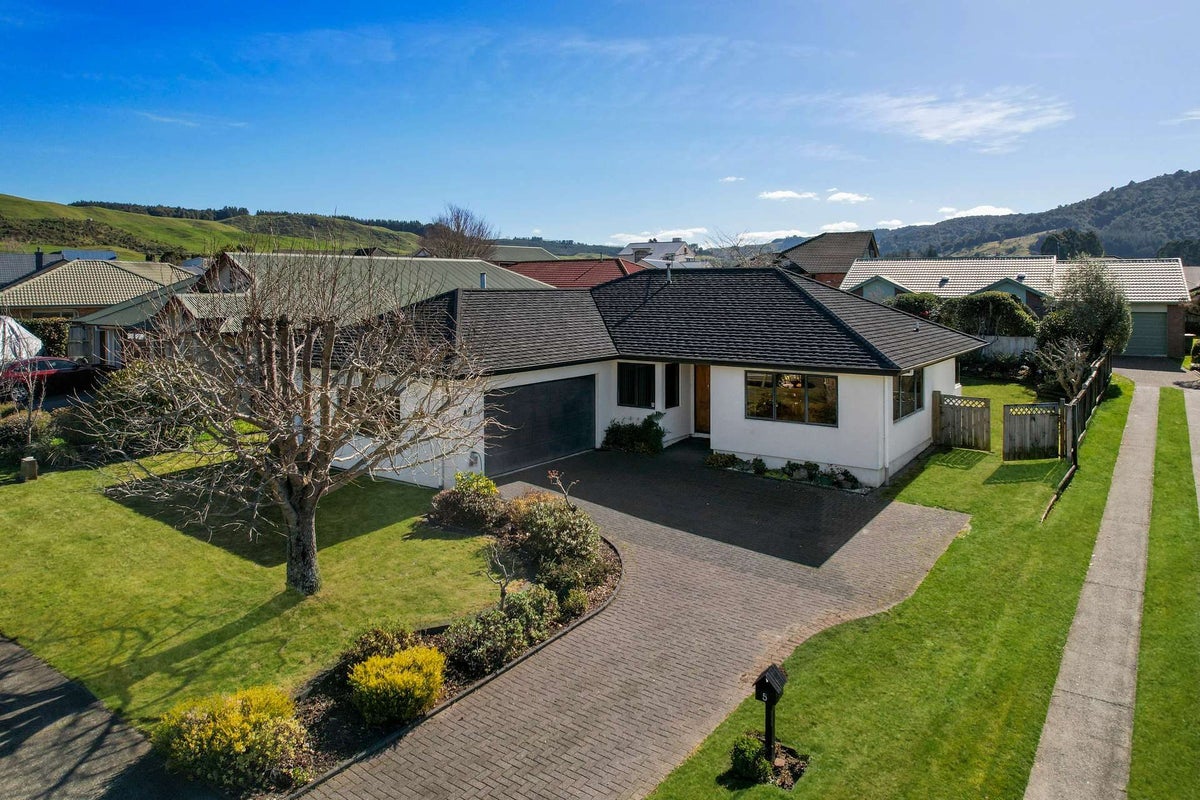 5 Hoyte Place, Pukehangi, Rotorua - Carousel 1