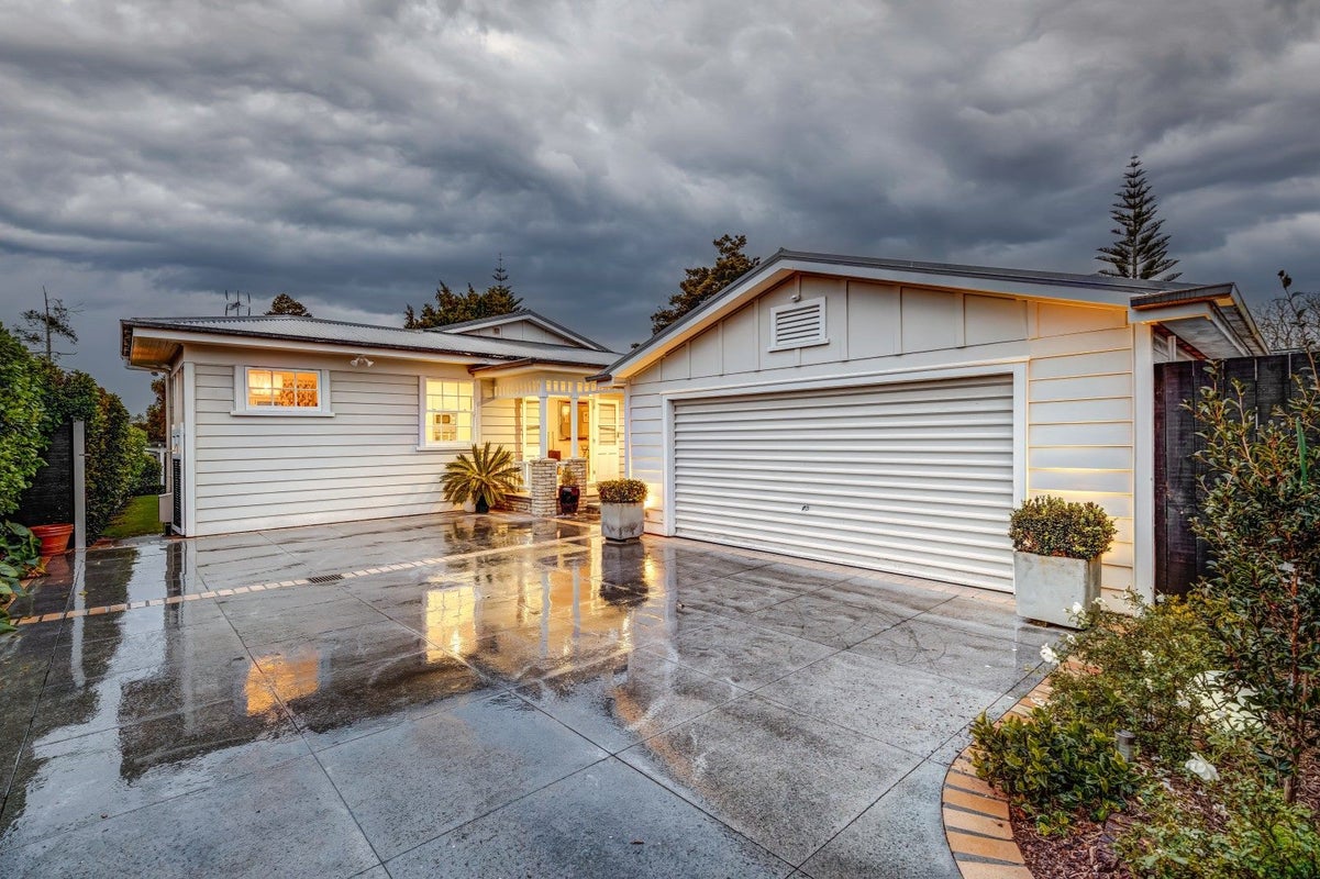 4 Masons Avenue, Hamilton East, Hamilton - Carousel 28