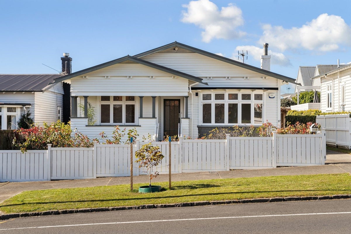 117 Garnet Road, Westmere, Auckland - Carousel 21