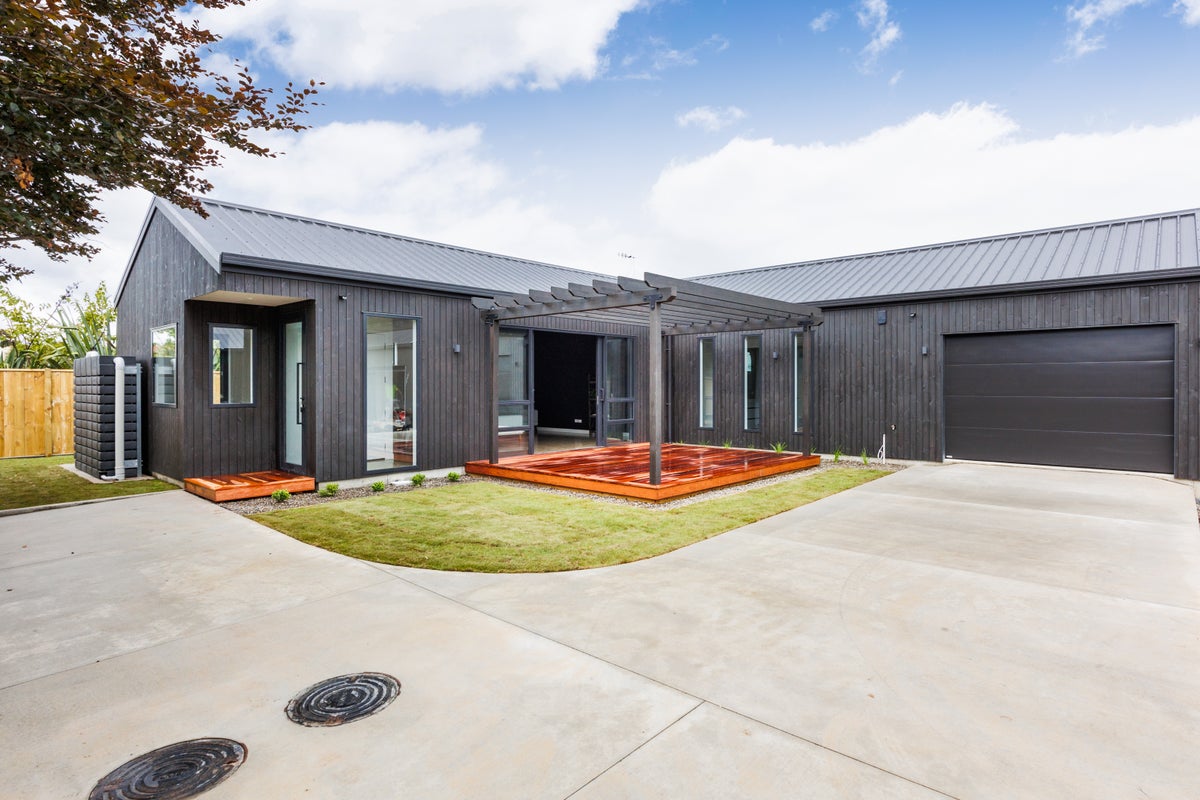 4 Massey Street, Palmerston North, Palmerston North - Carousel 1