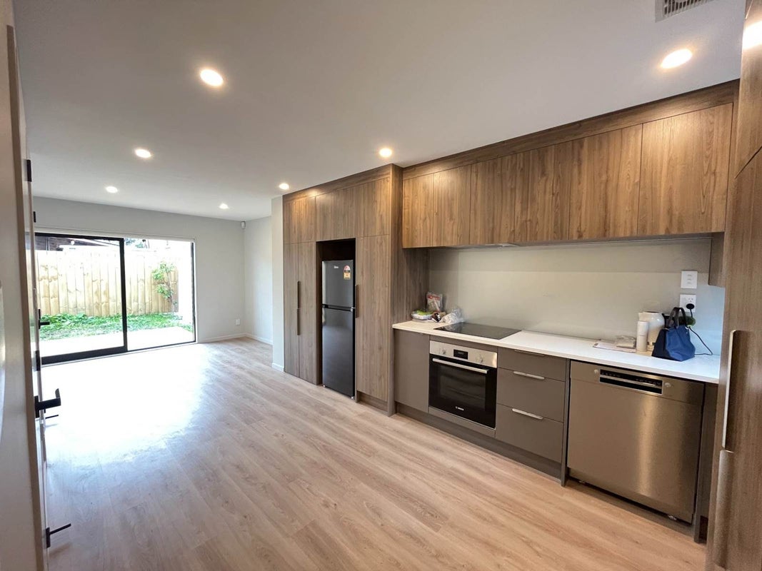 26D Alamein Road, Panmure, Auckland - Carousel 2