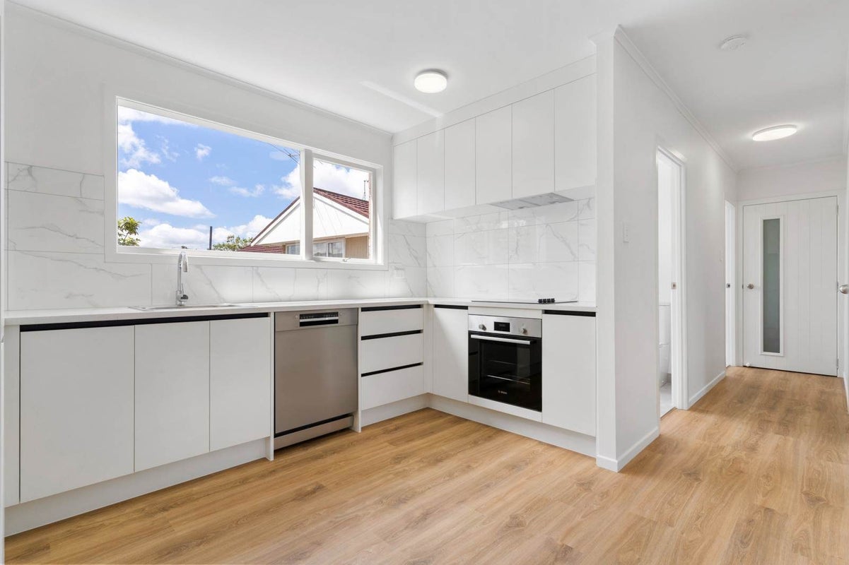2/34 Richard Farrell Avenue, Remuera, Auckland - Carousel 2
