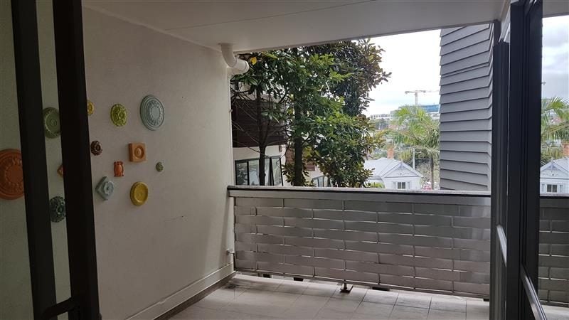 1D/44 Aitken Terrace, Kingsland, Auckland - Carousel 2