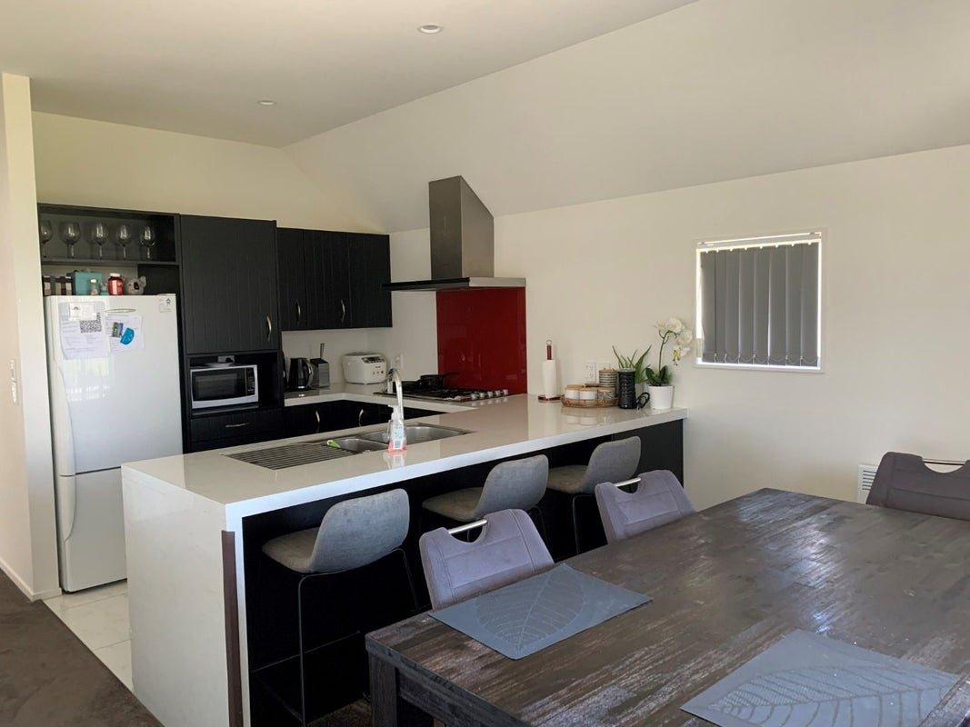 46 Tea Tree Lane, Woodridge, Wellington - Carousel 2