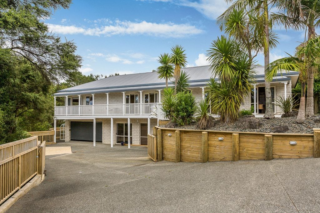 247 Paremoremo Road, Lucas Heights, Auckland - Carousel 1