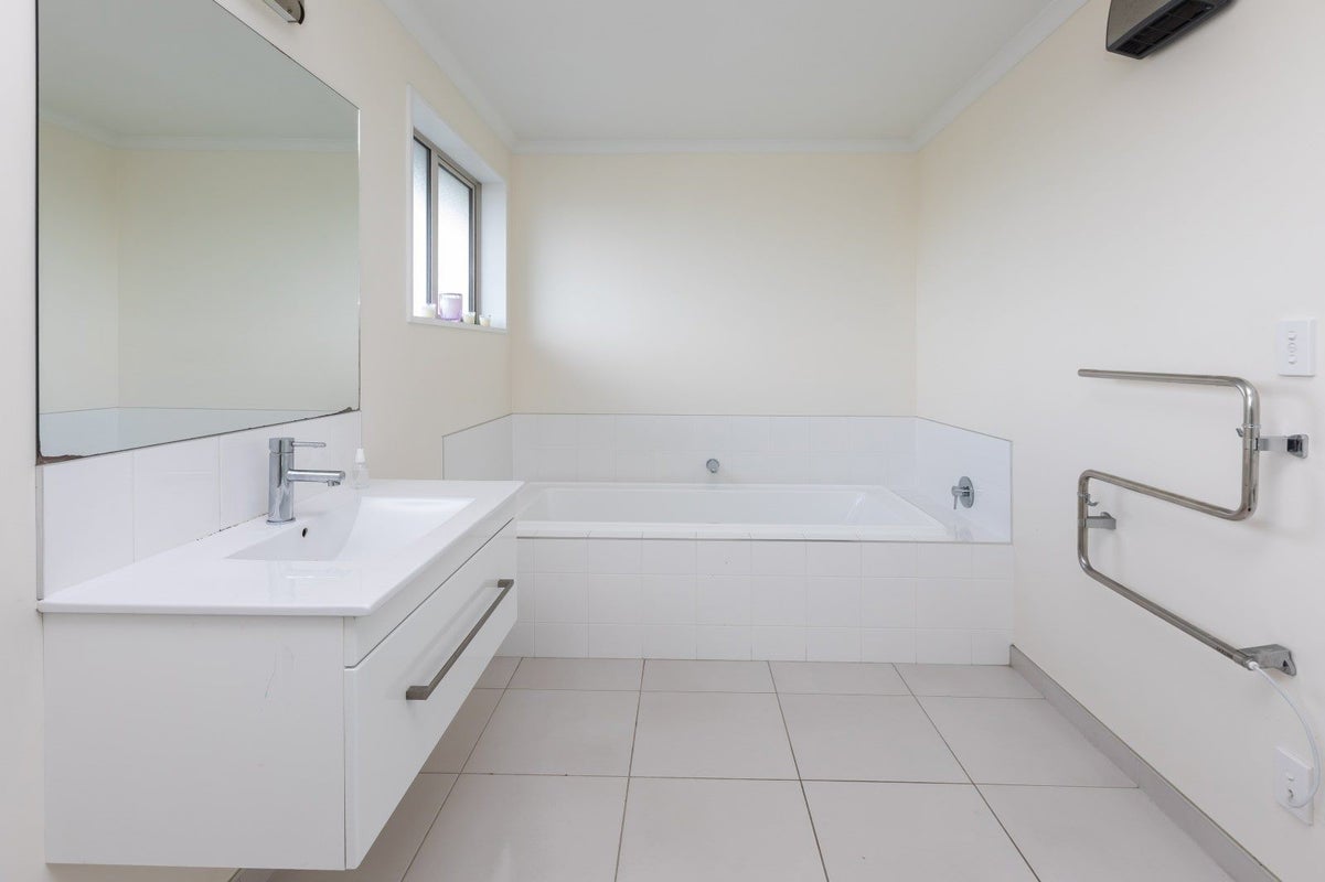 22 Rookwood Avenue, New Brighton, Christchurch - Carousel 13