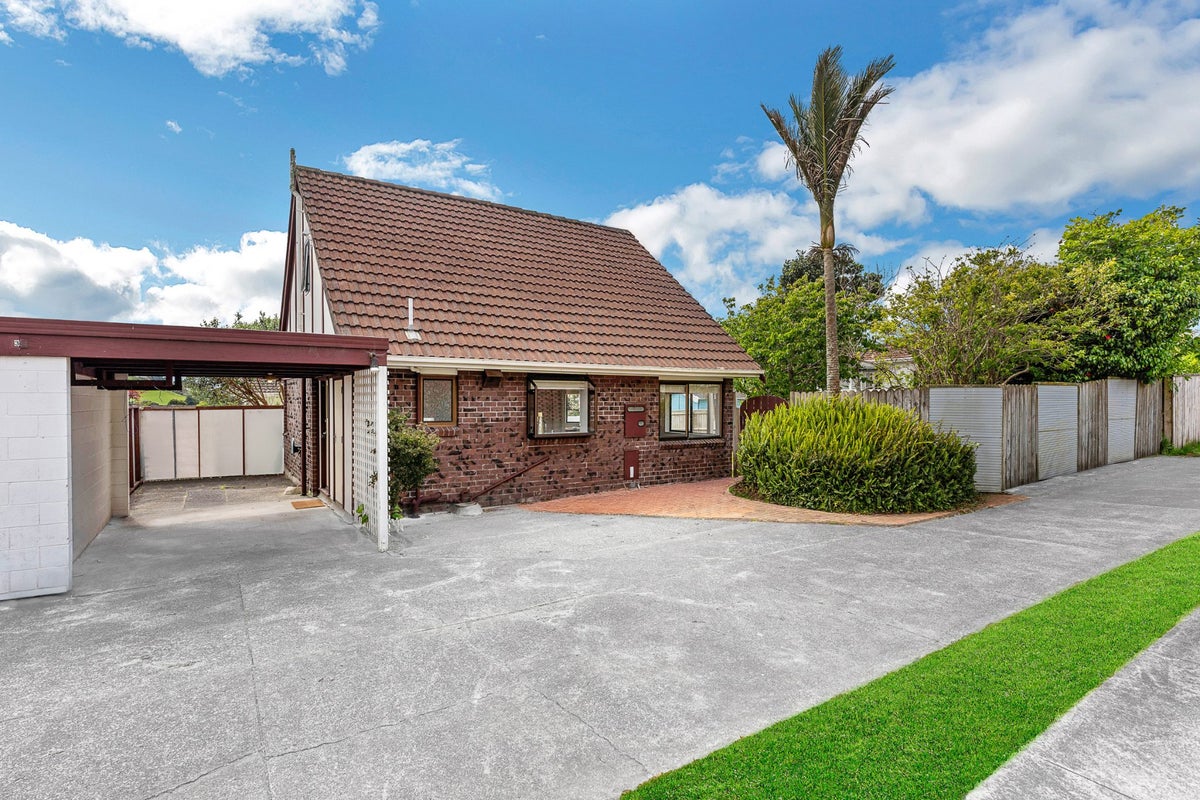 1/30 Cherry Road, Bucklands Beach, Auckland - Carousel 2