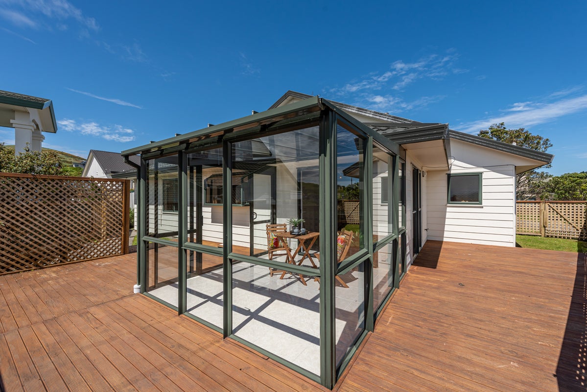 4A Peppertree Lane, Woodridge, Wellington - Carousel 24