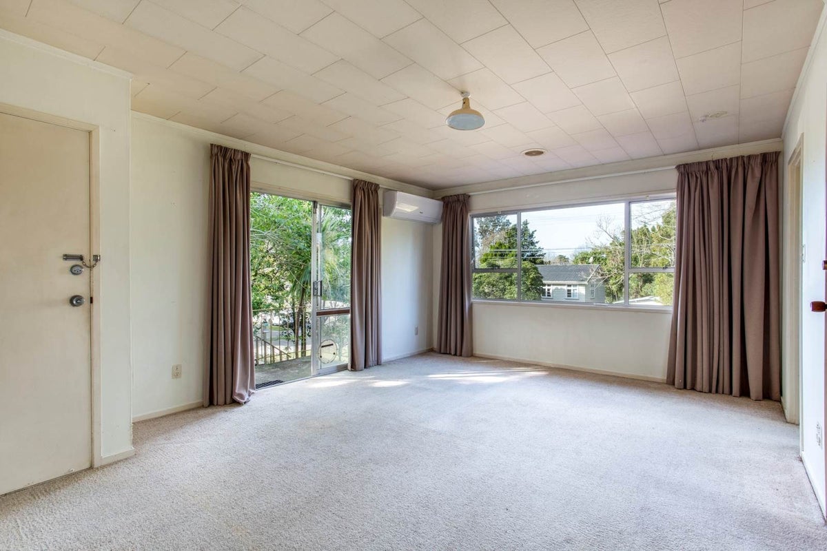 1/20 Nikau Street, New Lynn, Auckland - Carousel 2