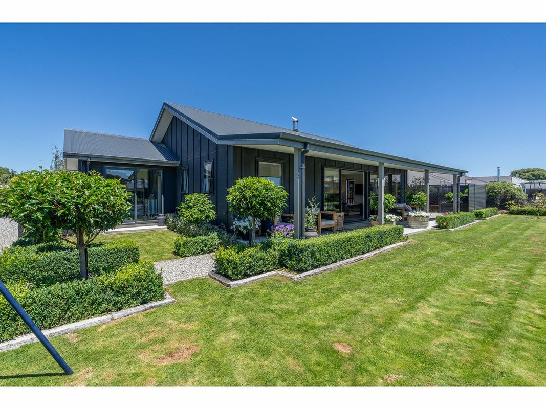 26 Plunket Street, Omakau, Omakau - Carousel 1