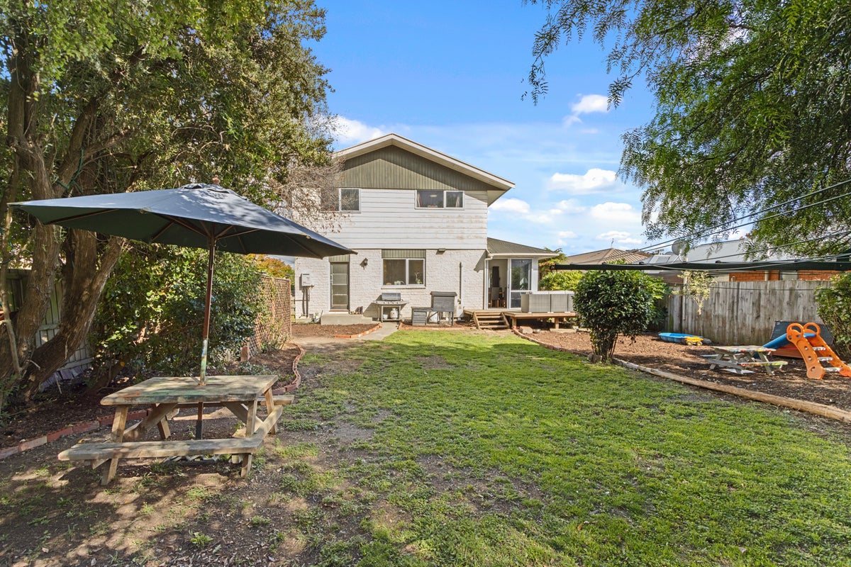 20 Fenhall Street, Russley, Christchurch - Carousel 2