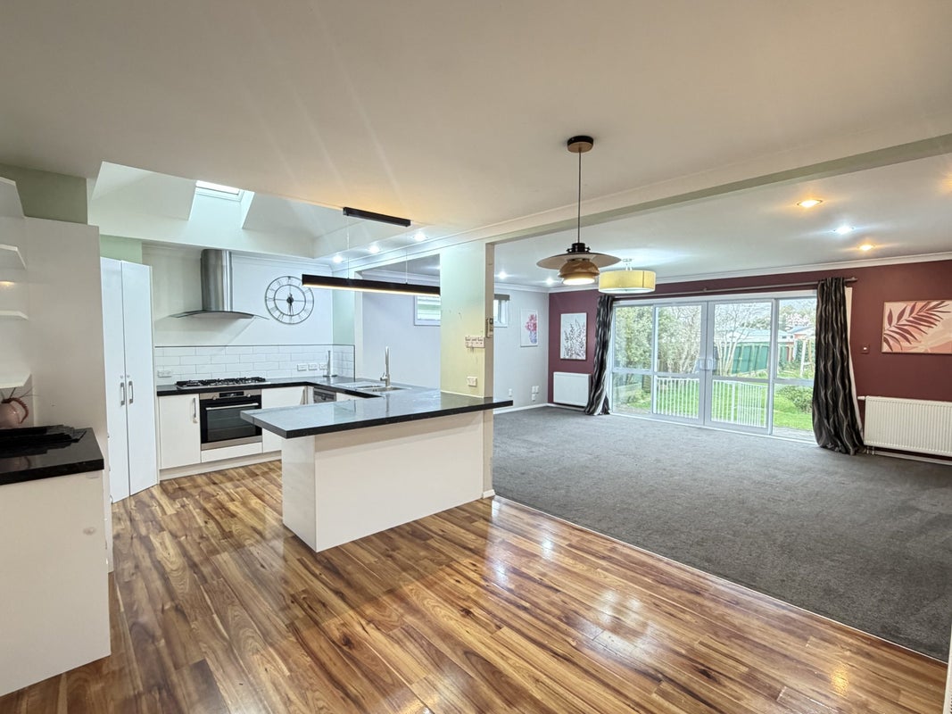64 Wellington Road, Wainuiomata, Lower Hutt, Wellington - Carousel 2