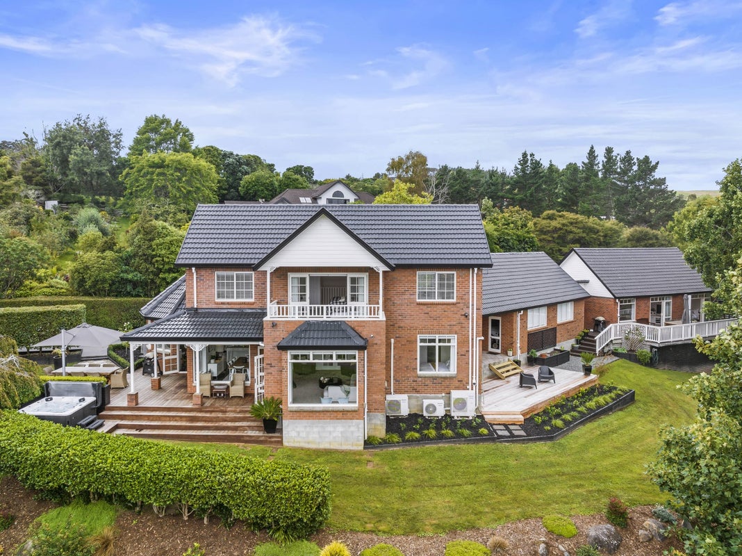 69 Harry Dreadon Road, Opaheke, Papakura - Carousel 1