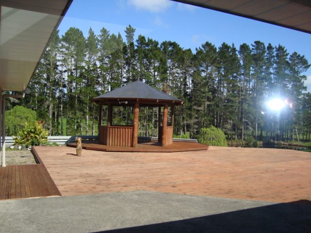 8 Kennedy Road, Albany - Carousel 37