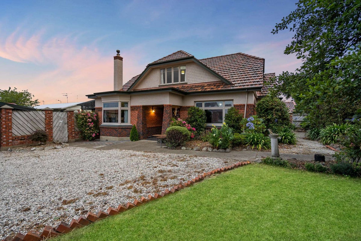 87 Jackson Street, Richmond, Invercargill - Carousel 1