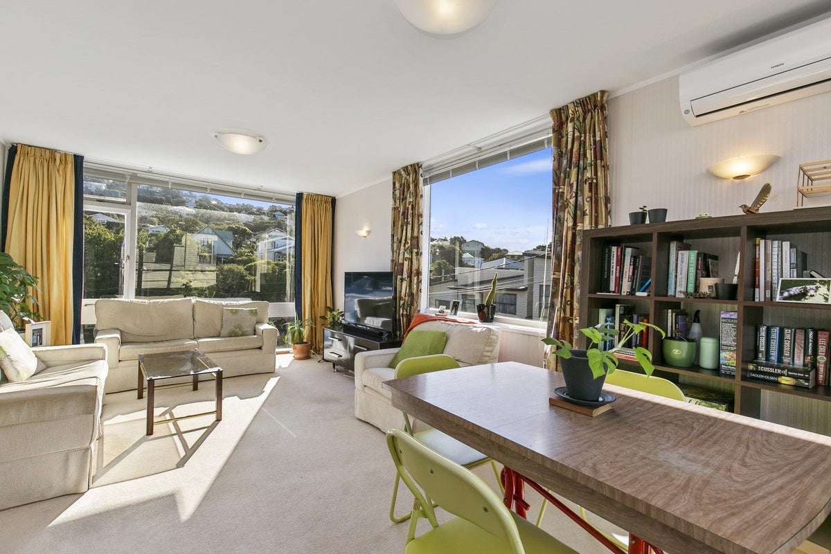 157A Ohiro Road, Brooklyn, Wellington - Carousel 1