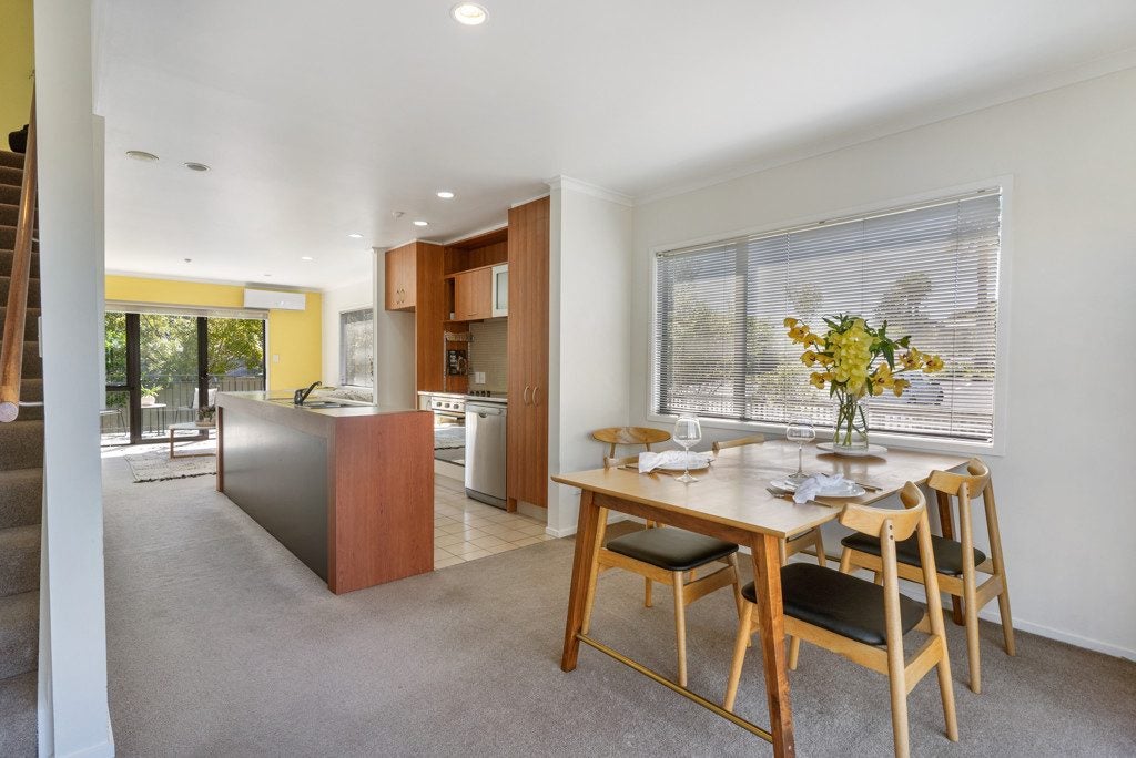 9/170 Mokoia Road, Chatswood, North Shore City - Carousel 2
