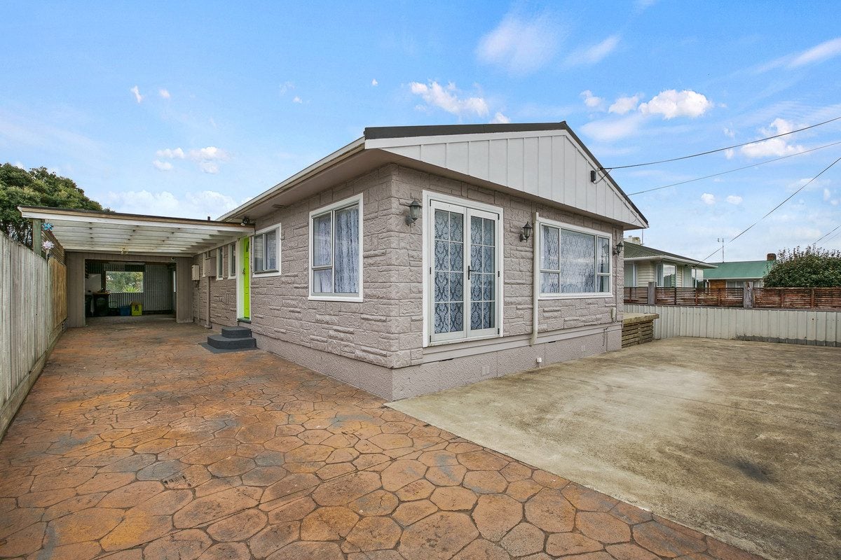 156 Ngamotu Road, Spotswood, New Plymouth - Carousel 16