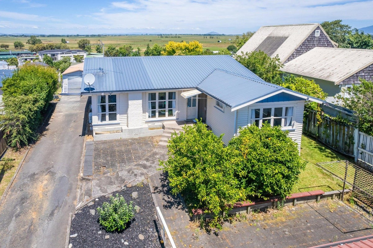 33 Gibson Road, Dinsdale, Hamilton - Carousel 1