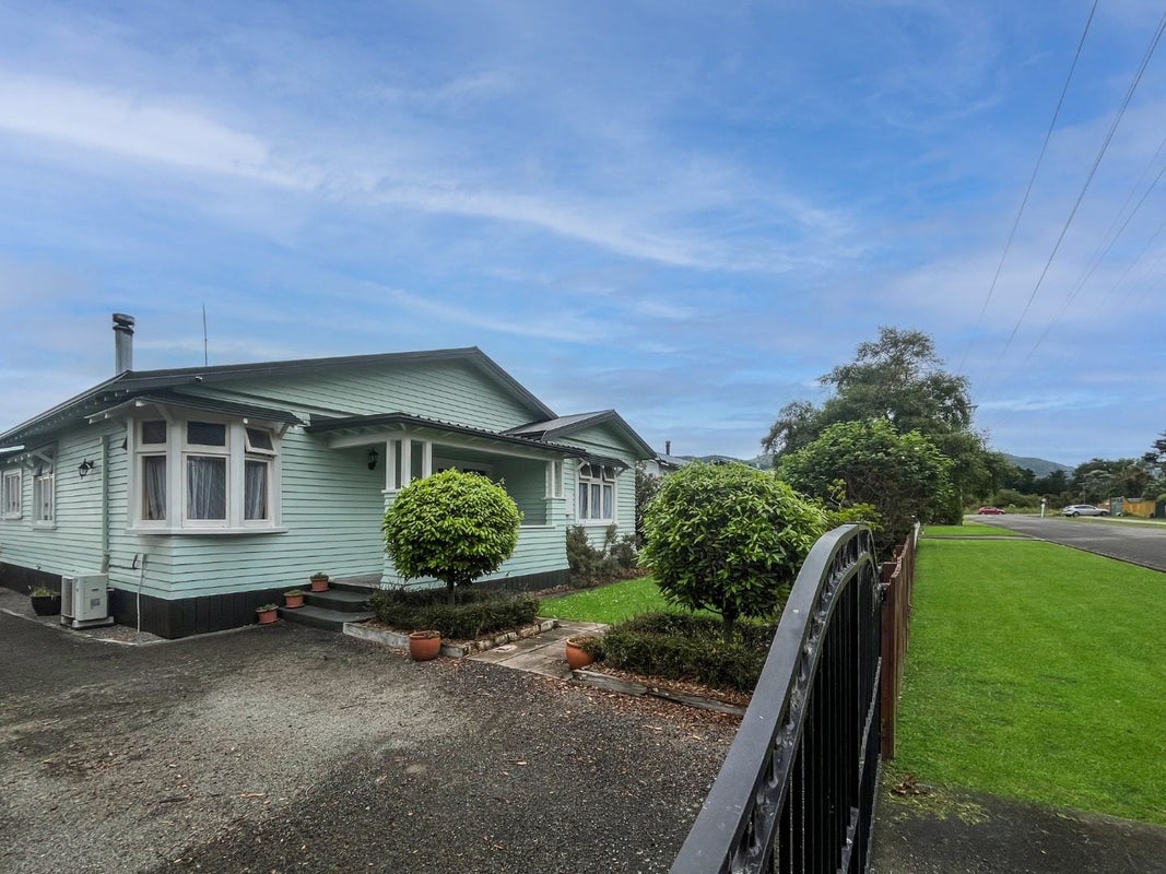 10 Tawa Street, Tokomaru, Palmerston North - Carousel 14