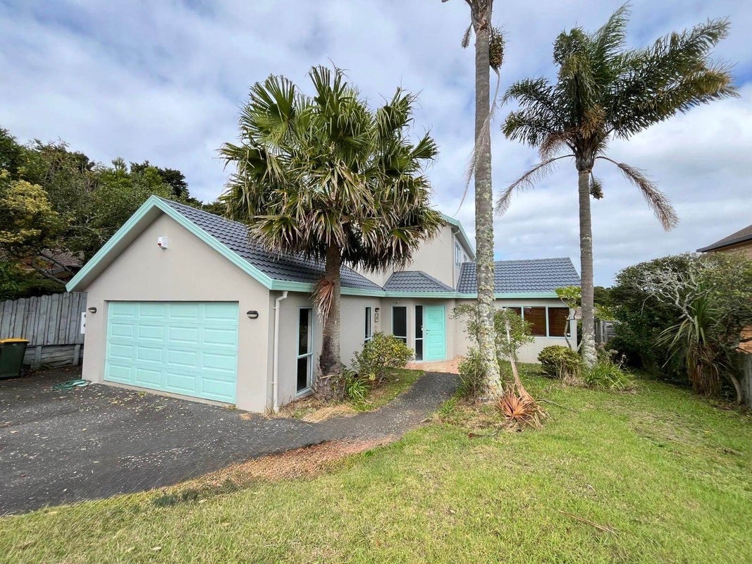 52 Wairere Road, The Gardens, Auckland - Carousel 1