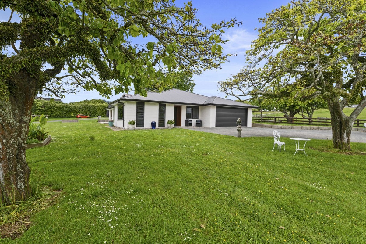 65 Gee Road, Rotorua - Carousel 1