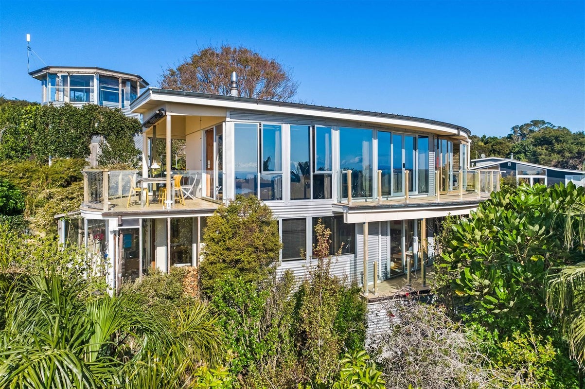 102 Trig Hill Road, Onetangi, Waiheke Island - Carousel 1