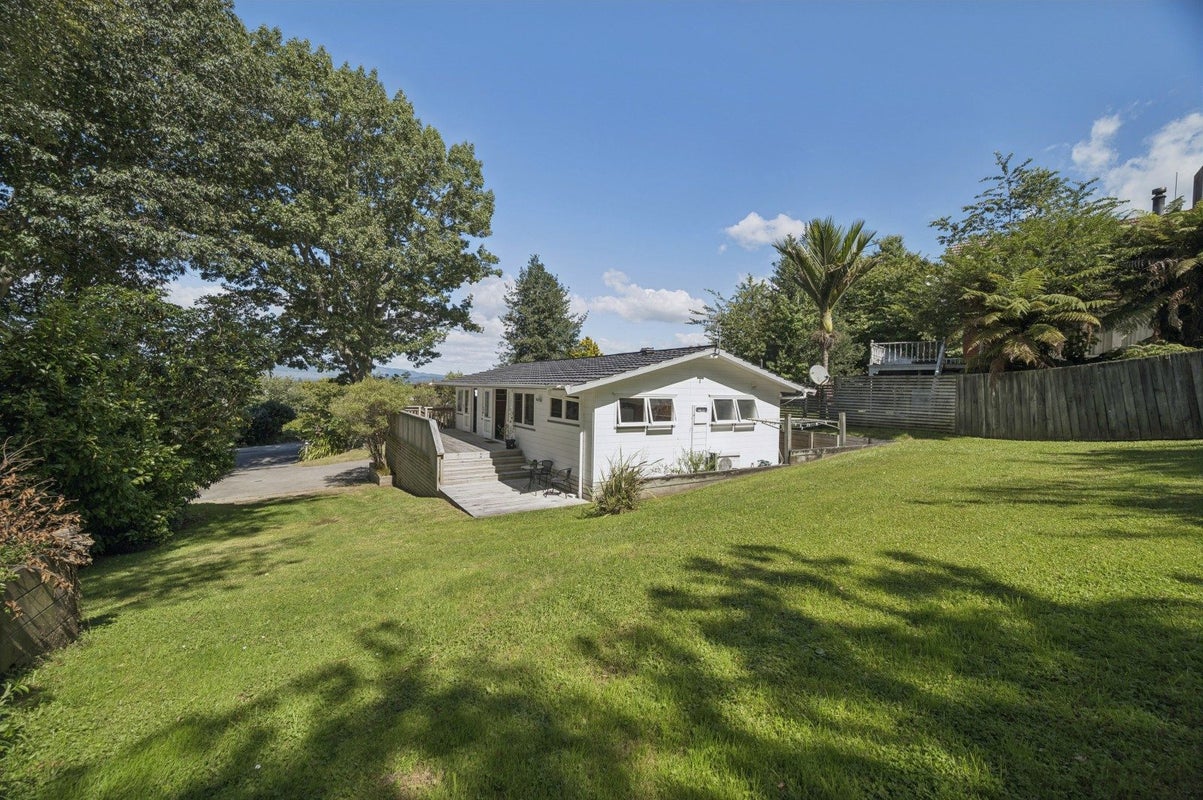 65 Gordon Road, Western Heights, Rotorua - Carousel 1