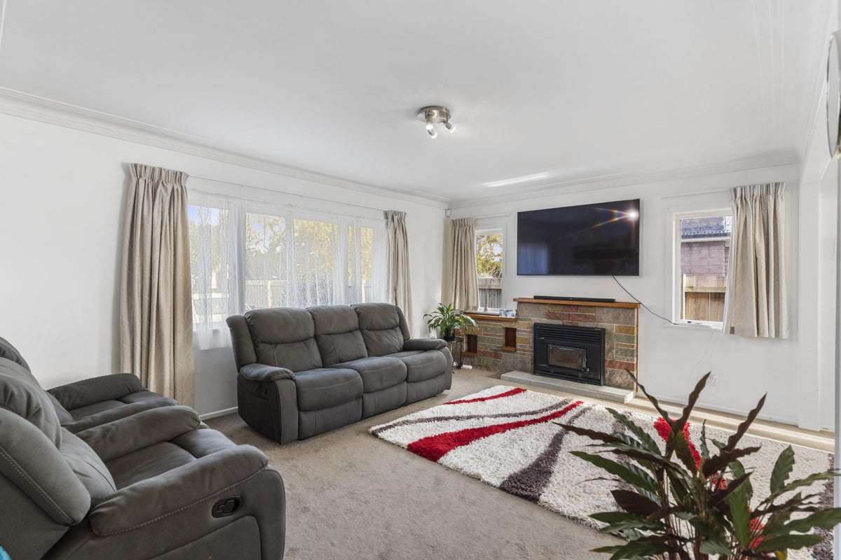 146 Clevedon Road, Papakura, Papakura - Carousel 2