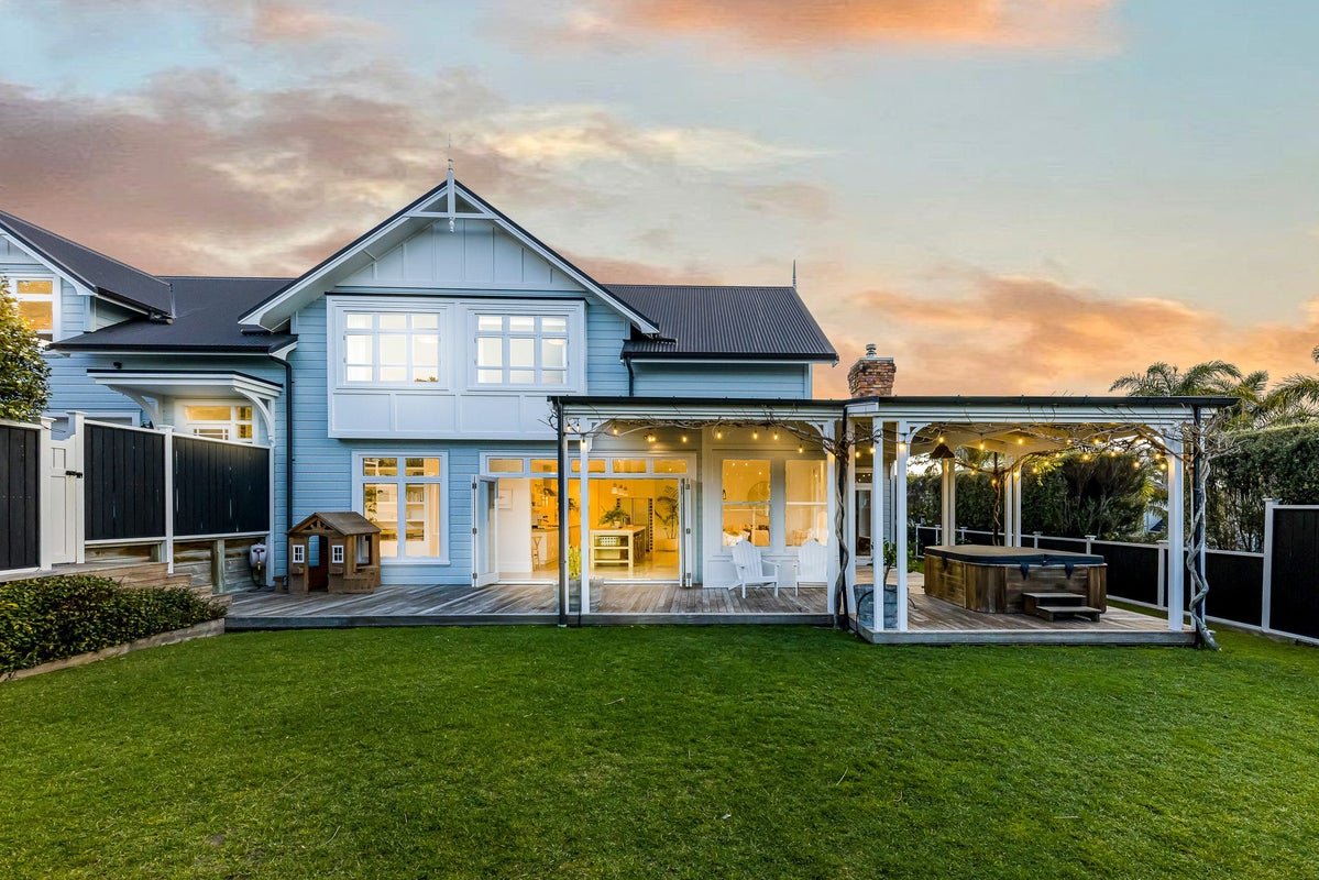 65A Kowhai Road, Mairangi Bay, Auckland - Carousel 1