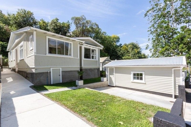 57 Milton Road, Bluff Hill, Napier - Carousel 2