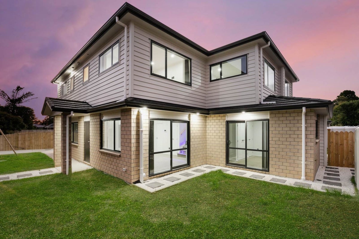 12B Central Avenue, Papatoetoe, Auckland - Carousel 1
