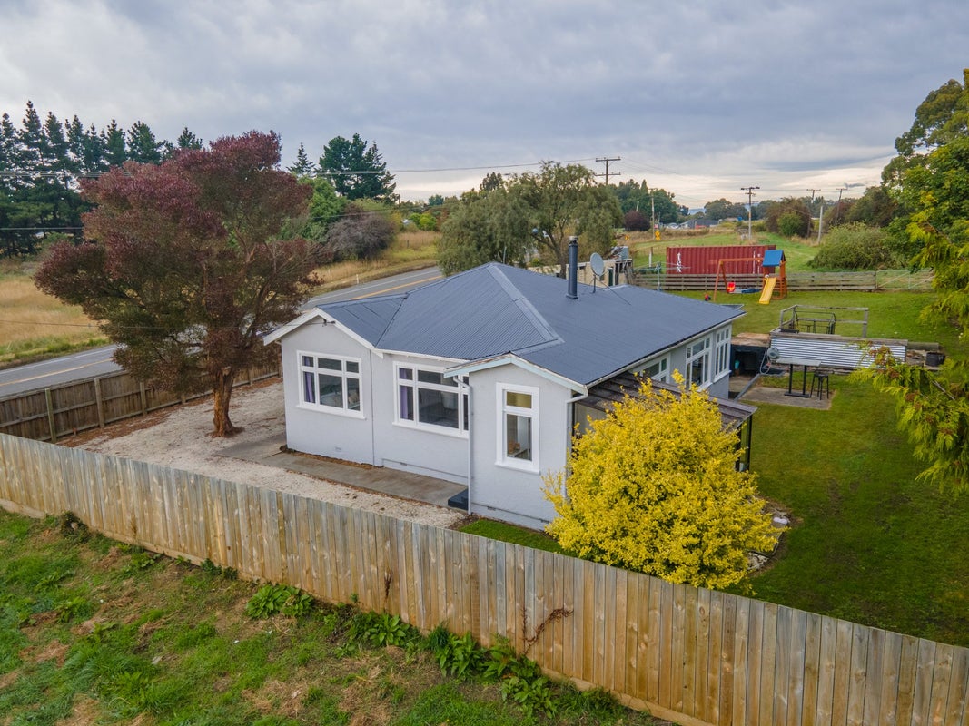 114 Oamaru-Alma Road, Deborah, Oamaru - Carousel 1