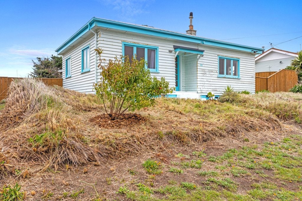 33 Pacific Road, North New Brighton, Christchurch - Carousel 1