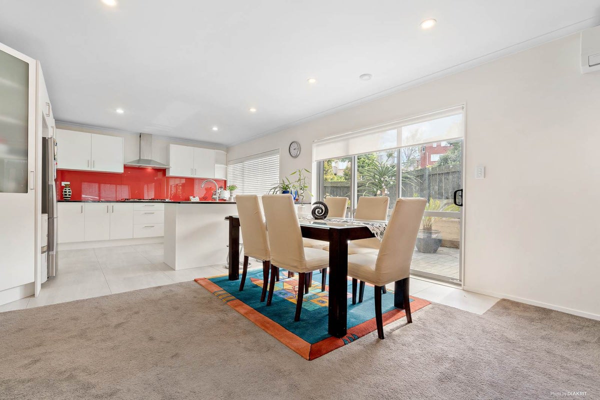 27A Andrew Road, Howick, Auckland - Carousel 2