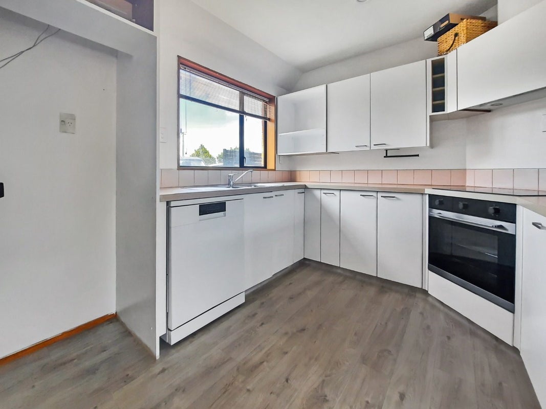 7A Fovant Street, Russley, Christchurch - Carousel 2