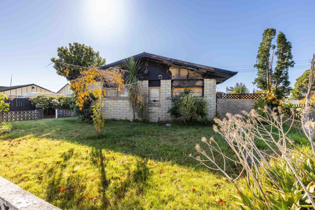 60 Walton Way, Flaxmere, Hastings - Carousel 1