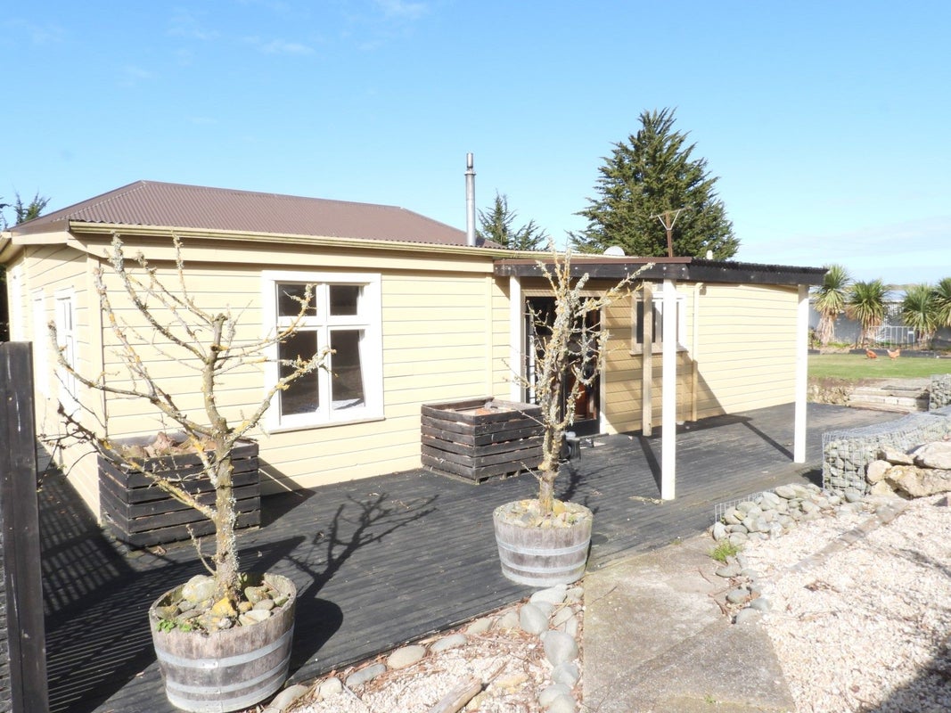 208 Fortification Road, Kakanui, Oamaru - Carousel 1