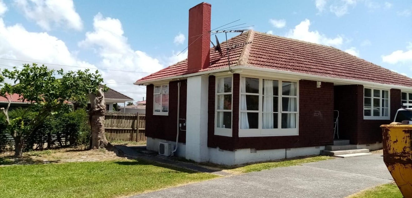 23 Fleming Street, Manurewa East, Auckland - Carousel 2