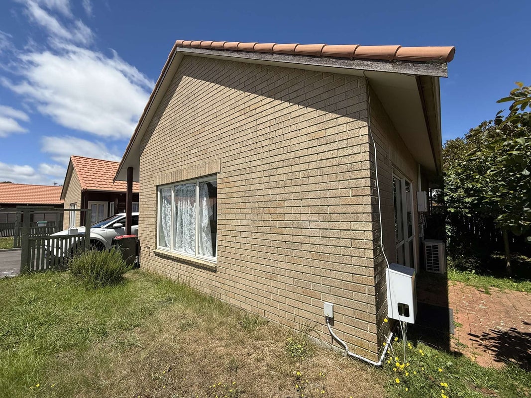 5/5 Pattie Street, Petone, Lower Hutt - Carousel 2