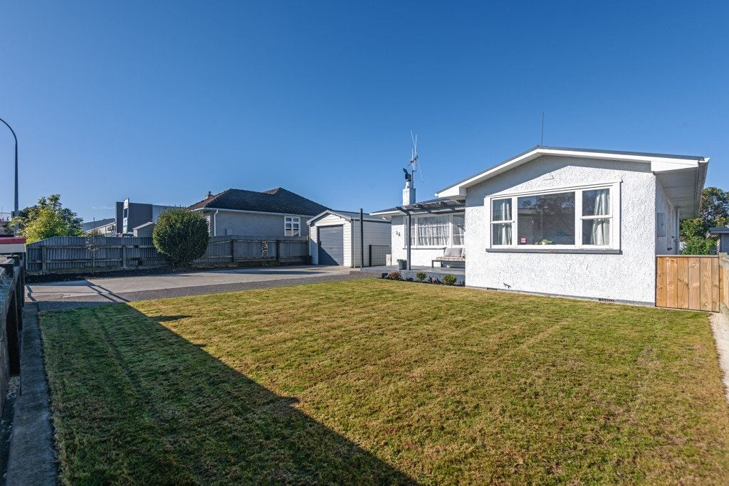 38 Milton Street, Roslyn, Palmerston North - Carousel 15