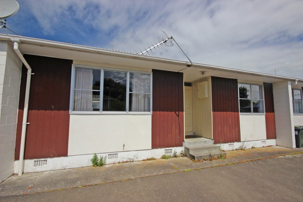 366D Botanical Road, West End, Palmerston North - Carousel 1